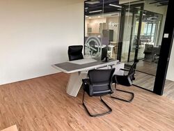 Woods Square (D25), Office #624029091